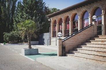 هتل La Bodega
