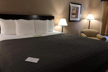 هتل Americinn By Wyndham Casper Event Center Area