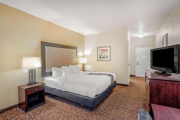 هتل La Quinta By Wyndham Vicksburg