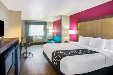 هتل La Quinta By Wyndham Fort Smith