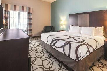 هتل La Quinta By Wyndham Fort Worth   Lake Worth