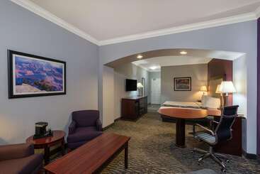 هتل La Quinta Inn & Suites By Wyndham Loveland Estes Park