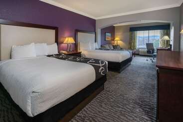 هتل La Quinta Inn & Suites By Wyndham Loveland Estes Park