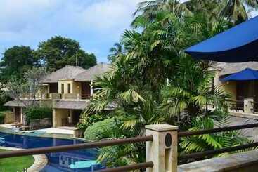 هتل Pool Villa Merumatta Senggigi