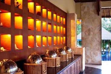 هتل Pool Villa Merumatta Senggigi