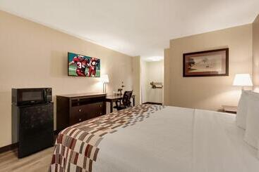 هتل Red Roof Inn Gulfport Biloxi Airport