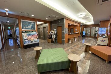 هتل Route Inn Naha Tomariko