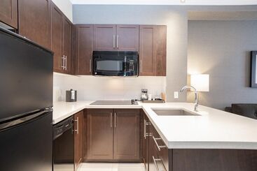 هتل Sandman Signature Edmonton South