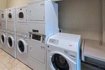 هتل Staybridge Suites Austin Northwest, An Ihg