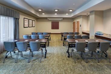 هتل Staybridge Suites Austin Northwest, An Ihg