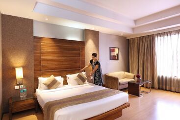 Отель Stellar Resorts