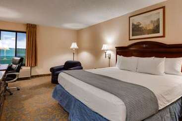 Surestay Plus Hotel By Best Western Cheyenne