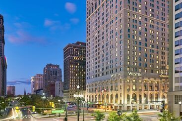 هتل The Westin Book Cadillac Detroit
