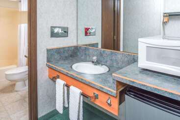 هتل Travelodge By Wyndham Kalispell
