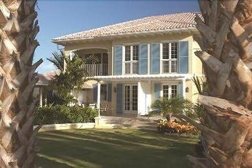 هتل Villa Renaissance