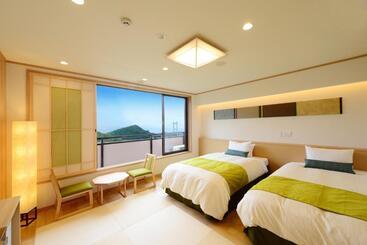 هتل Washu Blue Resort風籠 Kasago