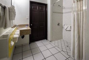 Motel 6 Canoga Park, Ca