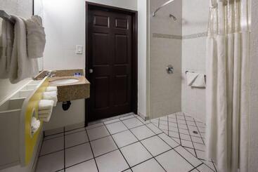 Motel 6 Canoga Park, Ca