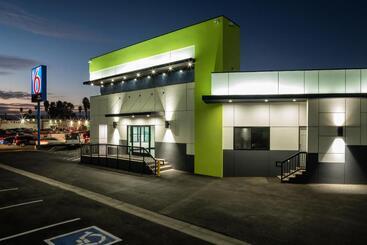 Motel 6 Canoga Park, Ca