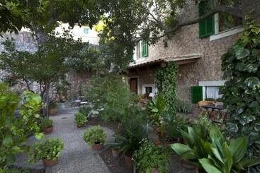 Es Petit Hotel De Valldemossa