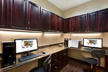 Hampton Inn & Suites Mission