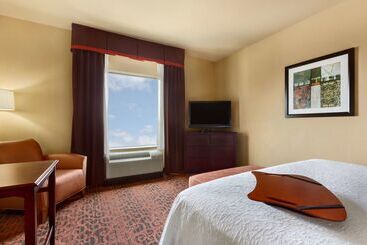 Hampton Inn & Suites Mission