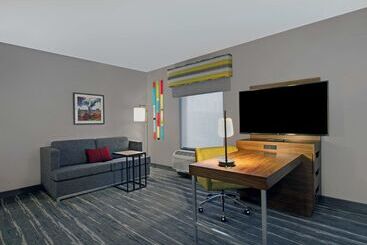 Hampton Inn & Suites Syracuse Dewitt