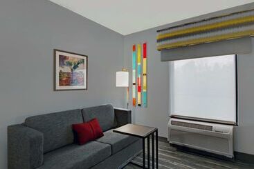 Hampton Inn & Suites Syracuse Dewitt