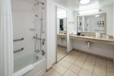 Hampton Inn & Suites Panama City Beach Pier Park Area