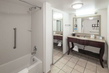 Hampton Inn & Suites Panama City Beach Pier Park Area