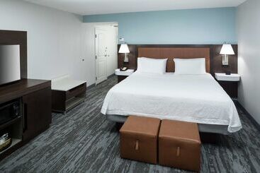Hampton Inn & Suites Panama City Beach Pier Park Area