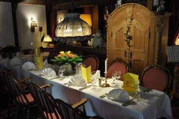 בית מלון כפרי & Restaurant Bei Hölzchen