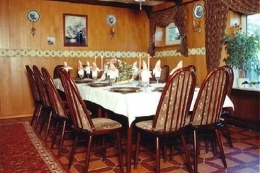 호텔 & Restaurant Bei Hölzchen