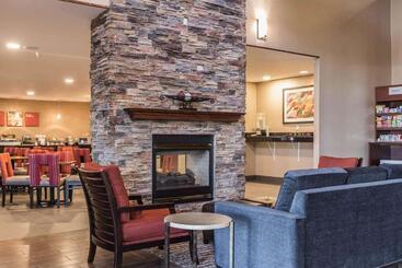 هتل Comfort Suites North