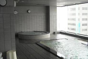 هتل Crescent Asahikawa