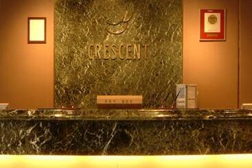 هتل Crescent Asahikawa