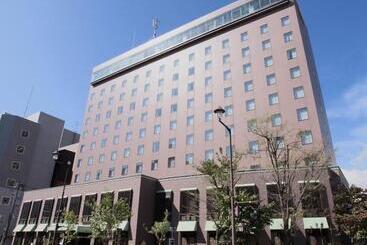 هتل Crescent Asahikawa
