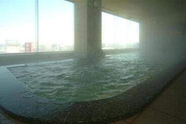 هتل Crescent Asahikawa