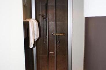 Otel Elements