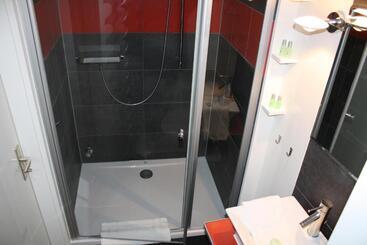 Otel Elements