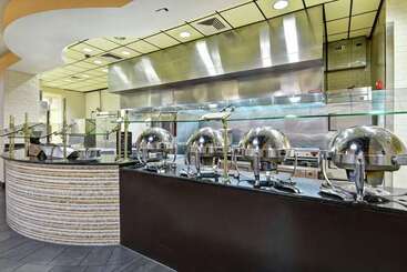 فندق Embassy Suites By Hilton Savannah Airport