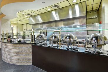 هتل Embassy Suites By Hilton Savannah Airport