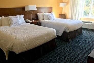 هتل Fairfield Inn Myrtle Beach Broadway At The Beach