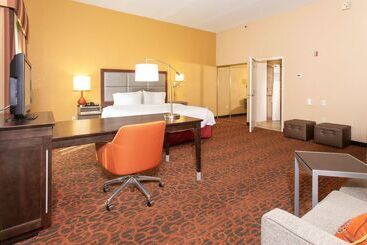 هتل Hampton Inn Suites Jacksonville Airport