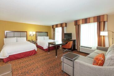هتل Hampton Inn Suites Jacksonville Airport