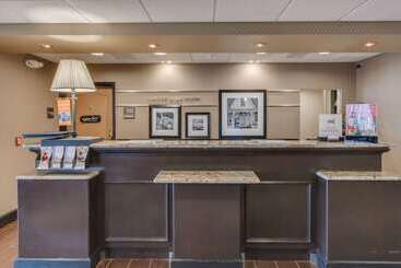 هتل Hampton Inn & Suites Las Cruces I 25