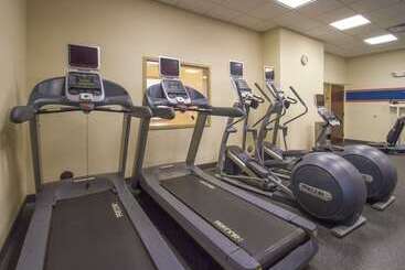 هتل Hampton Inn Greenville