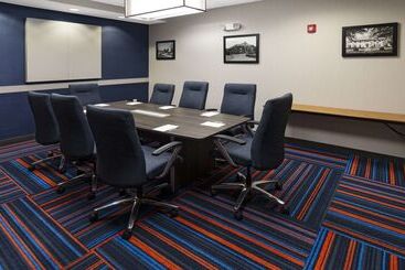 هتل Hampton Inn Greenville