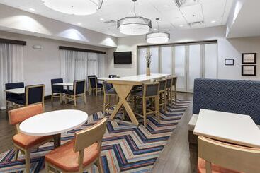 هتل Hampton Inn Greenville
