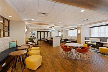 هتل Hampton Inn Jacksonville I 295 East/baymeadows